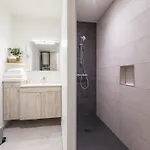 Au Calme Avec Jardin Et Parking Pratique - Fr-1-306-1335 Villeneuve-en-Retz