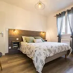 Au Calme Avec Jardin Et Parking Pratique - Fr-1-306-1335 Villeneuve-en-Retz